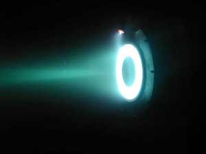 Image of a Hall thruster in operation at Princeton University. (Image: Wikipedia)