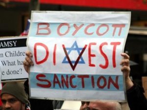 BDS protest against Israel (CC Takver - wikimedia commons)